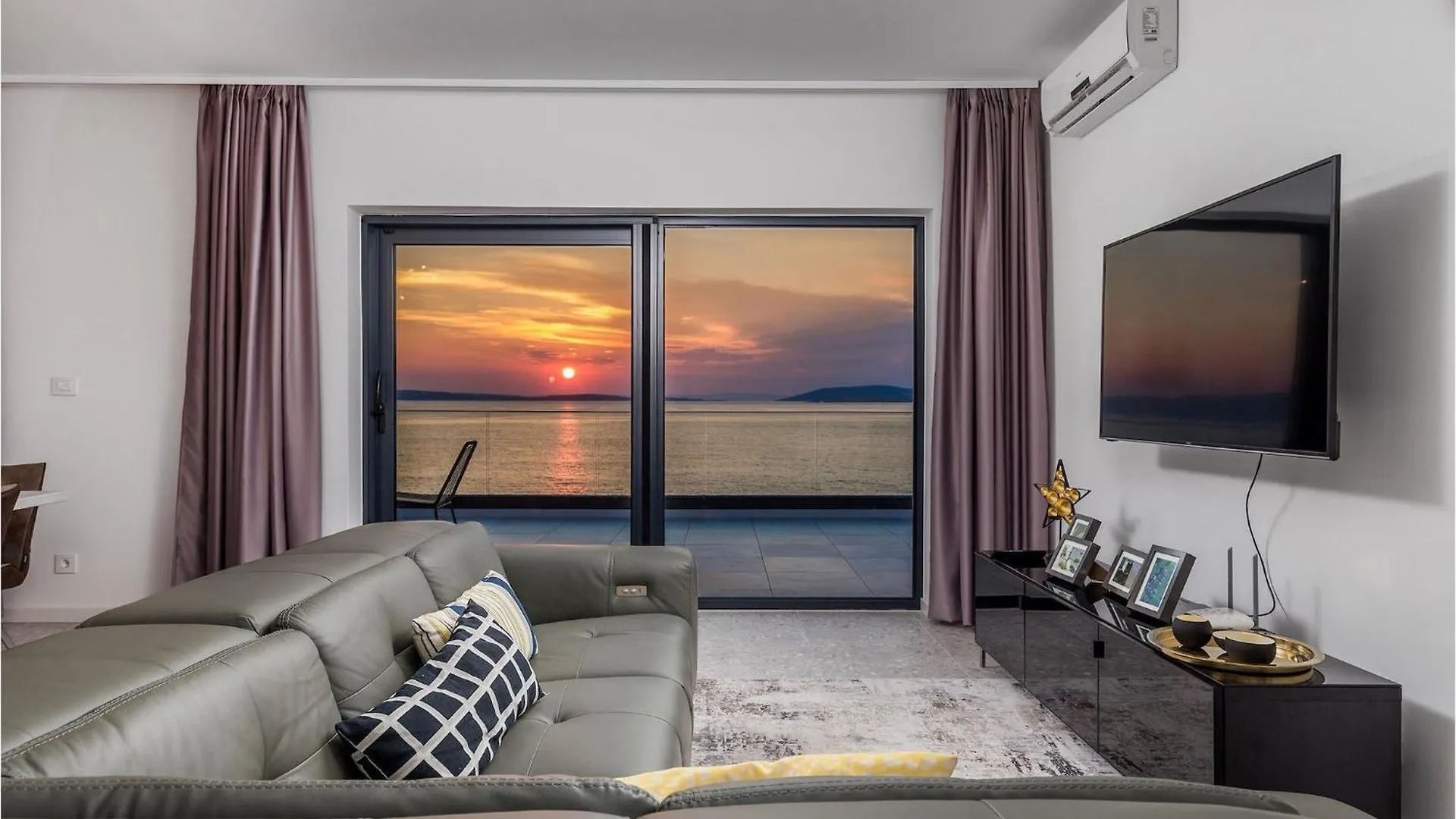 Holiday home Villa Frami Starigrad